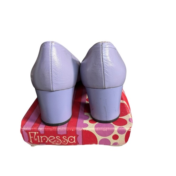 Late 1960s/Early 70s Deadstock Connie Lilac Chunky Block Heels - Picture 2 of 6